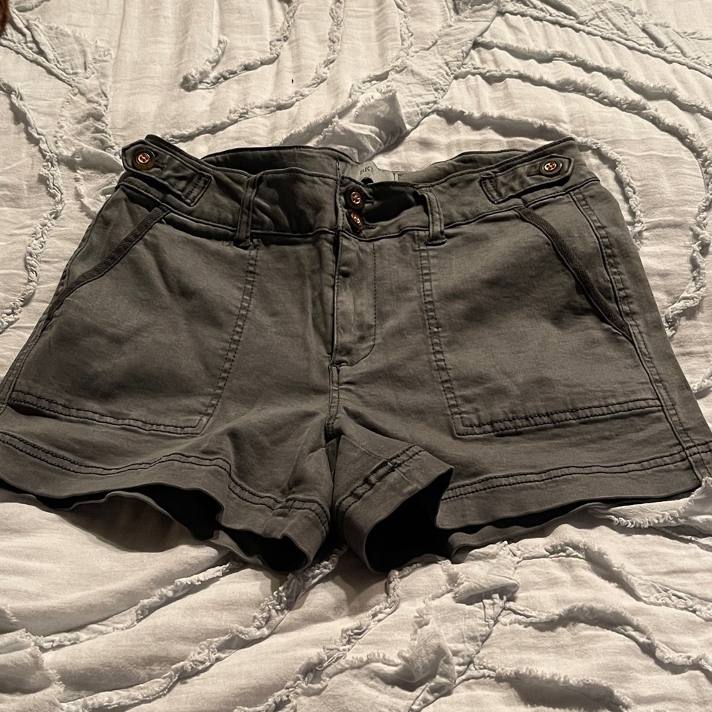 BKE Women's Olive Green Casual Shorts